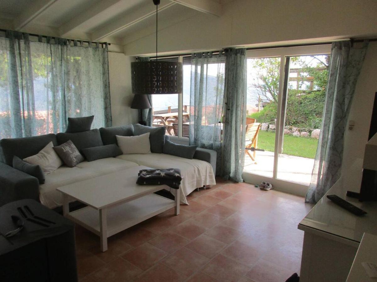 Villa Inviting 2-Bed House In Tignale Olzano Exterior foto